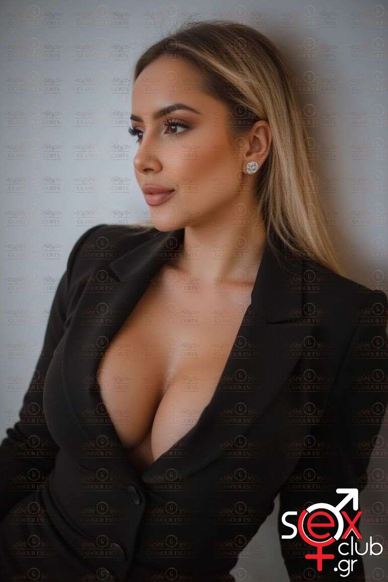 Escort-Martina-2-8825