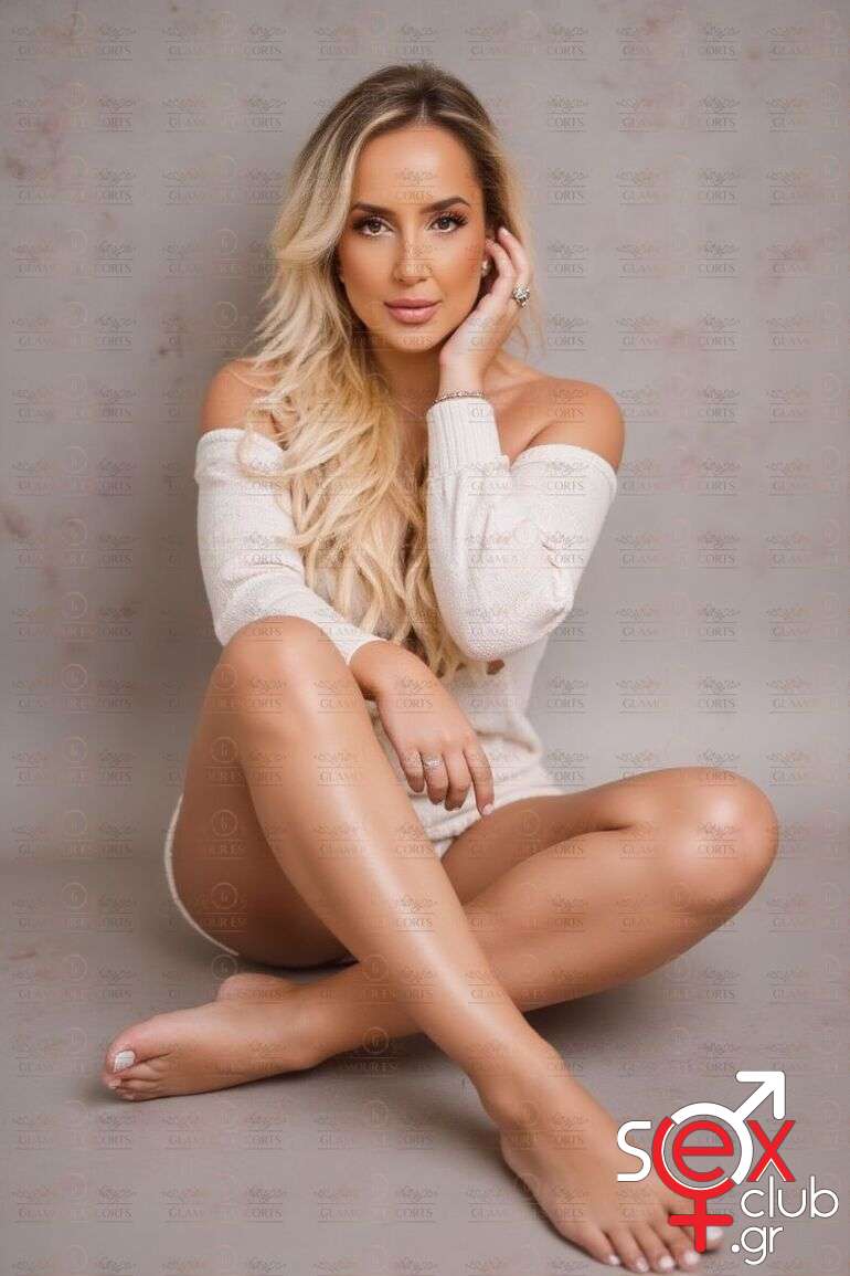 Escort-Martina-2-8825