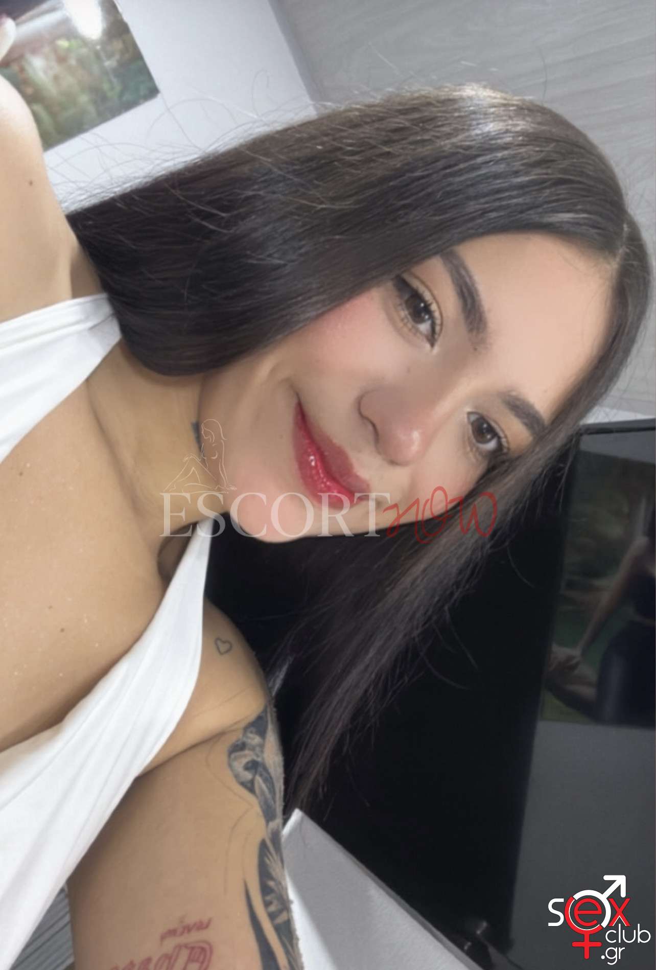 Escort-Chanel-9015