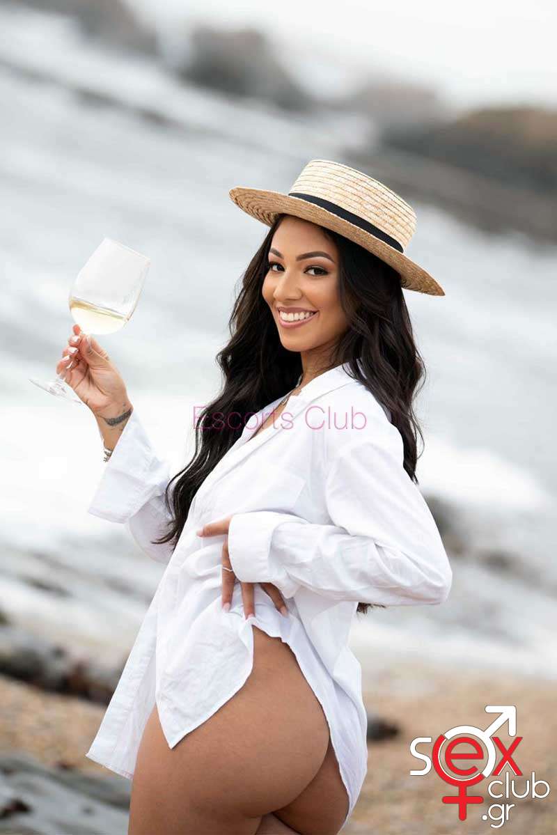 Escort-Juliana-9060