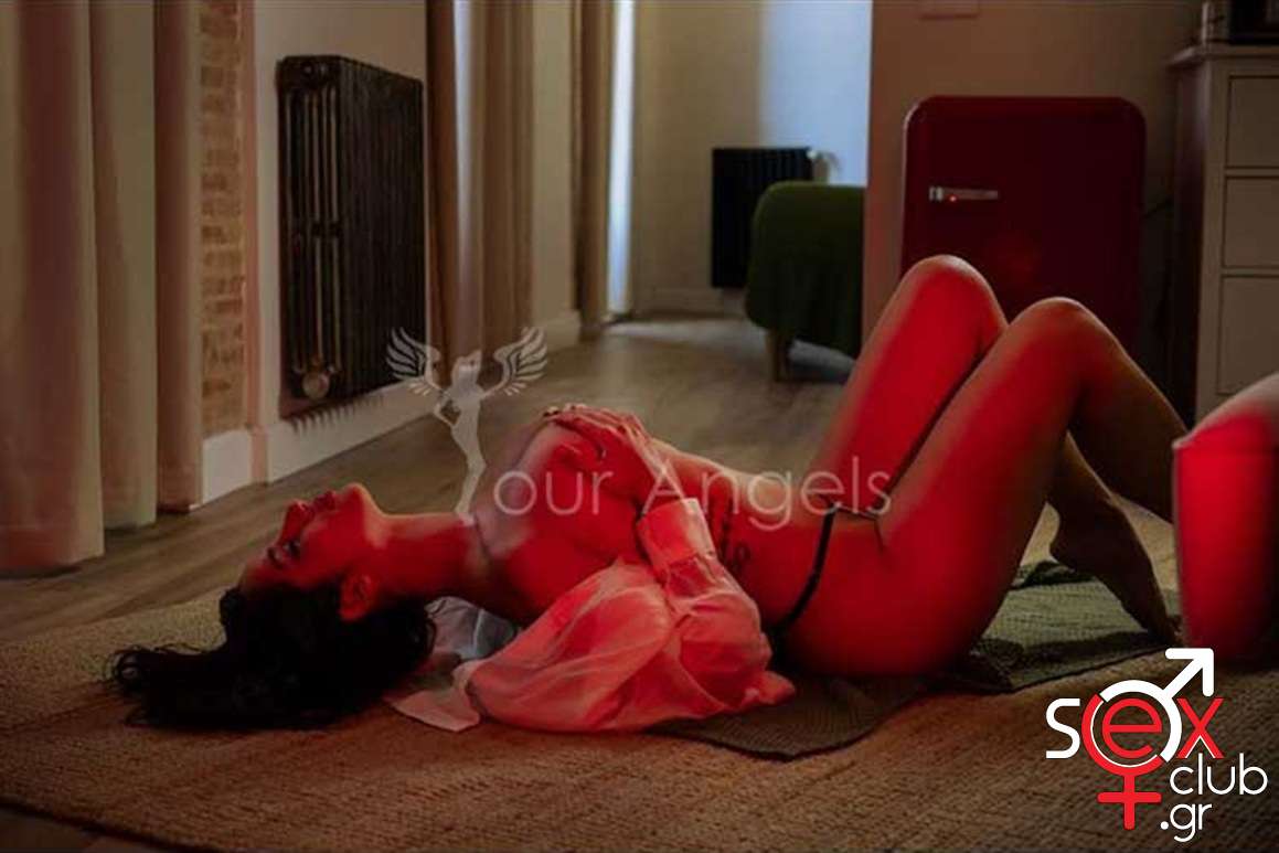 Escort-Crystal-2-9167