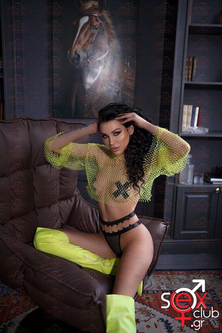 Escort-Alina-12/Olympia-7870