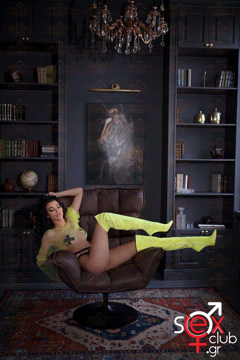 Escort-Alina-12/Olympia-7870