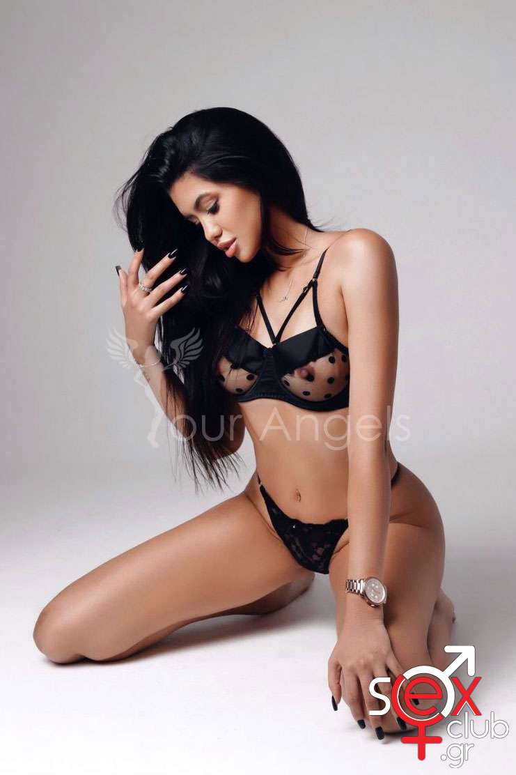 Escort-Crystal-10675